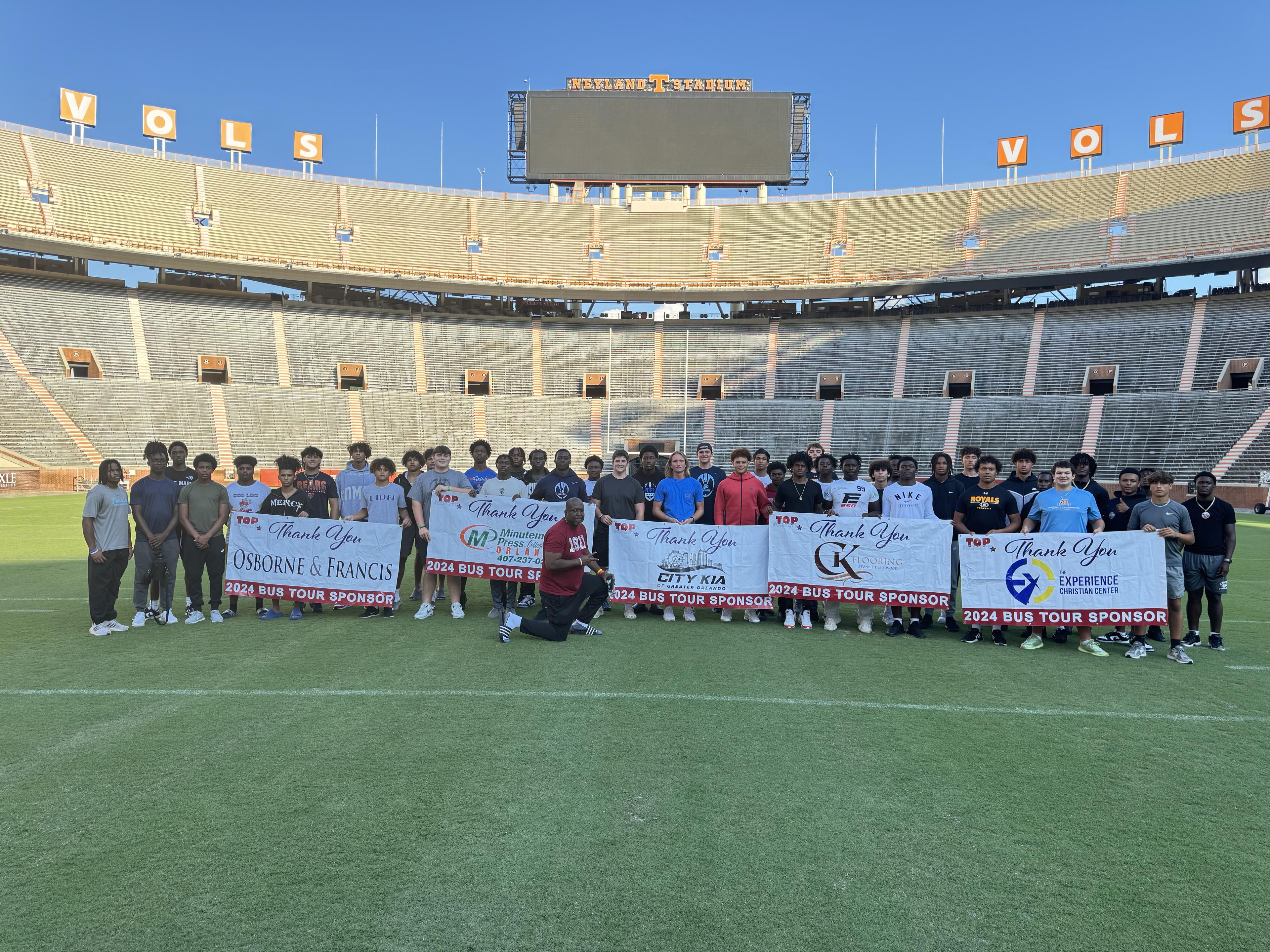 Student bus tour at Neyland Stadium